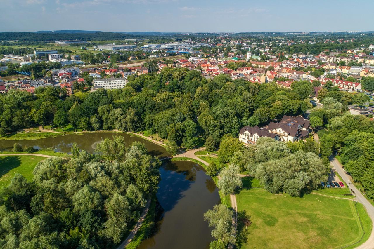 Dworek Skawinski Skawina Eksteriør bilde